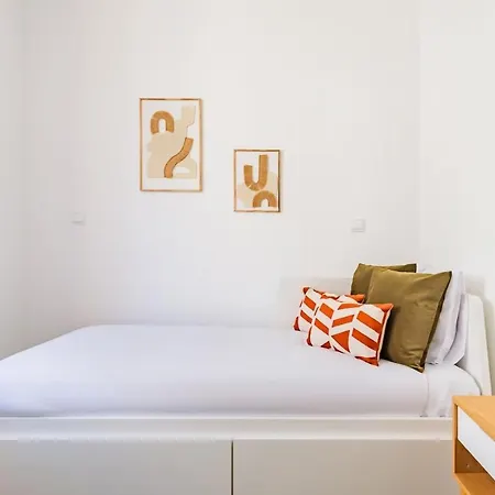 2br Cardiff With Balcony Lejlighed Lisboa