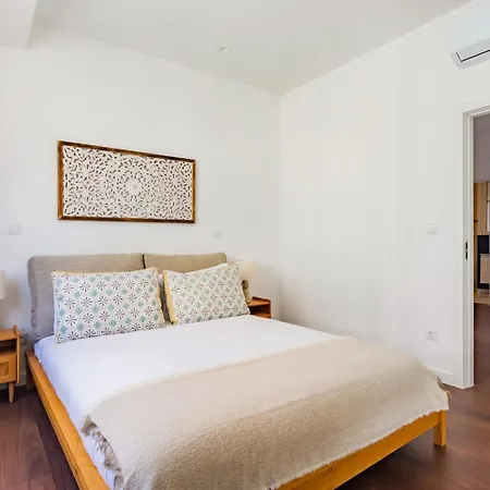 2br Cardiff With Balcony Διαμέρισμα
