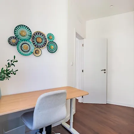 Διαμέρισμα 2br Cardiff With Balcony Lisboa