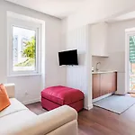 Апартаменты 2br Cardiff With Balcony Лиссабон