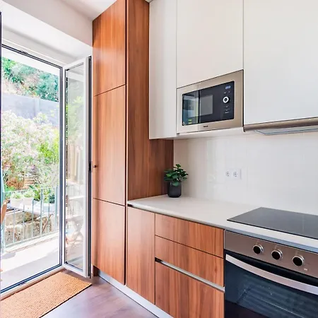 Apartment 2br Cardiff With Balcony *