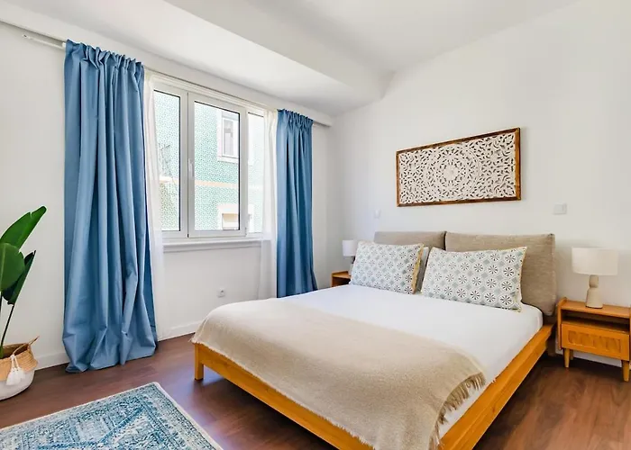 2br Cardiff With Balcony * Lisbon